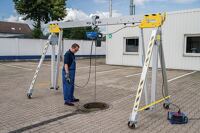 Portalkran RLPK-M-4 Alu.Trgf.1000kg Bau-H.2477-3877mm E-Zug (2 Stränge) PLANETA