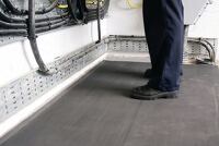 Arbeitsplatzbodenbelag Zuschnitt B1000xS4,5mm grau Kautschuk Preis p.lfd.m COBA