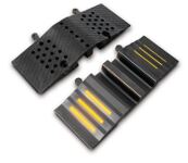 Schlauch- u.Kabelbrücke L300xB830xH90mm PVC schwarz