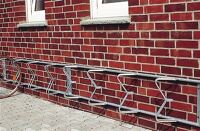 Fahrradständer 6er verz.90 Grad tief Wandbefest. L.3000 einseit.Reifen-B.43
