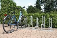 Schreibtisch Cyros H680-820xB1600xT800mm Buchedekor ger.Form C-Fuß GERAMÖBEL