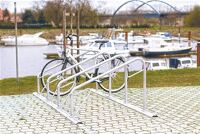 Fahrradständer 3er feuerverz.T.1200mm Anlehnbügel H.800mm L.2100mm z.Aufschraub.