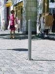 Sperrpfosten VA natur D.76mm z.Bet.m.Abschlusskappe URBANUS