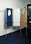 Präsentationsstellwand Textilbezug beids.o.Stativ graublau B1200xH1500mm