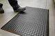 Arbeitsplatzbodenbelag, NW-Nr.: 9000452318 Fertigmatte, L900xB600xS14mm schwarz SBR-Gummi COBA
